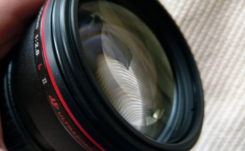 <em>The Canon 200mm f/2.8</em>